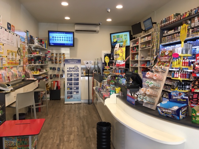 TABACCHERIA-CAFFETTERIA-RICEVITORIA LUCKY - Iqos e Glo Reseller - Ploom Store · Foto 8