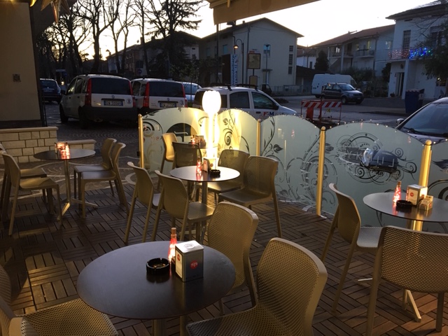 TABACCHERIA-CAFFETTERIA-RICEVITORIA LUCKY - Iqos e Glo Reseller - Ploom Store · Foto 5
